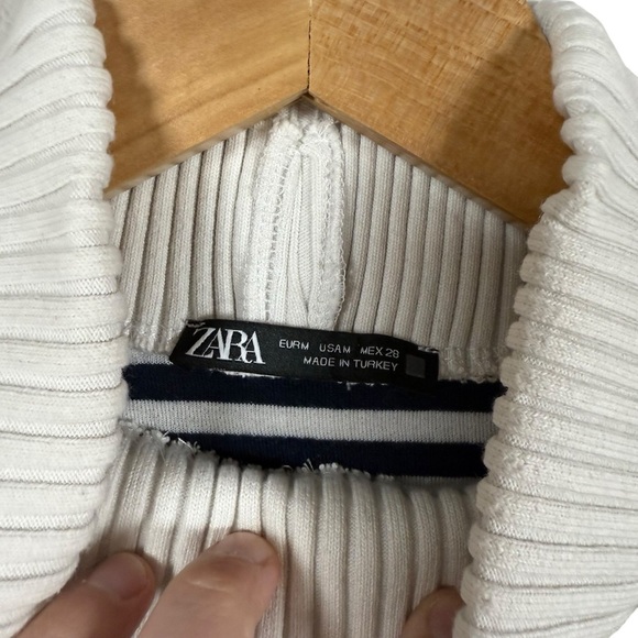 Zara Women’s Cropped Striped Turtleneck Sweater Navy/White/Yellow M - Picture 6 of 12